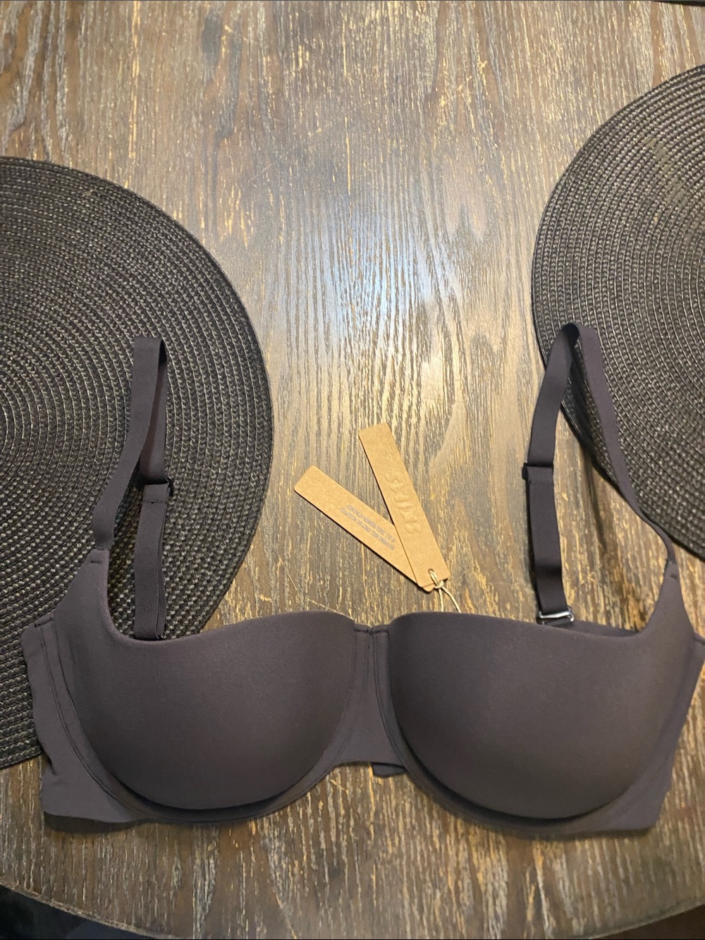 SKIMS Fits everybody lightly lined balconette- Black NWT